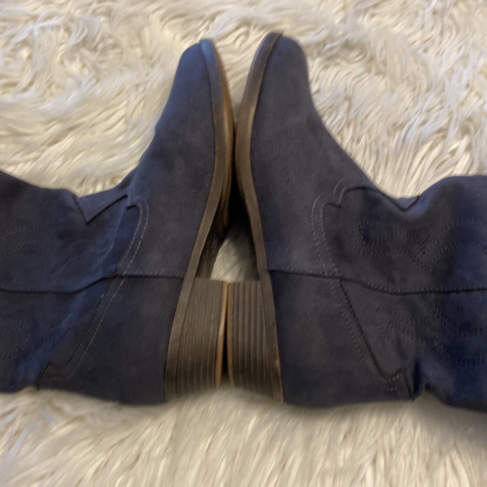 Boots long 16” color bluish/gray excellent condition see pictures size 8.5 - Picture 10 of 12